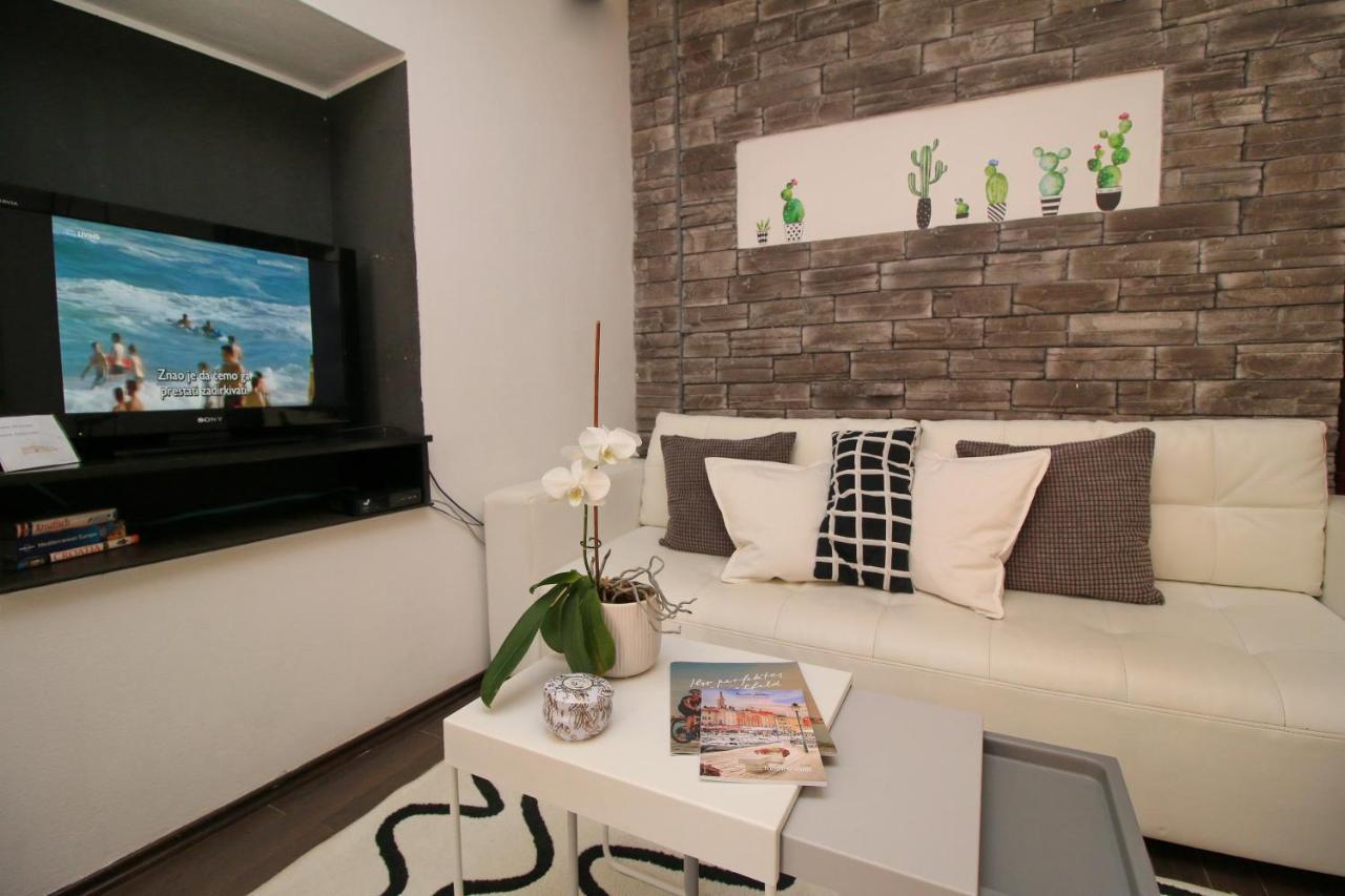 Carrera Corner Apartment Rovinj Buitenkant foto