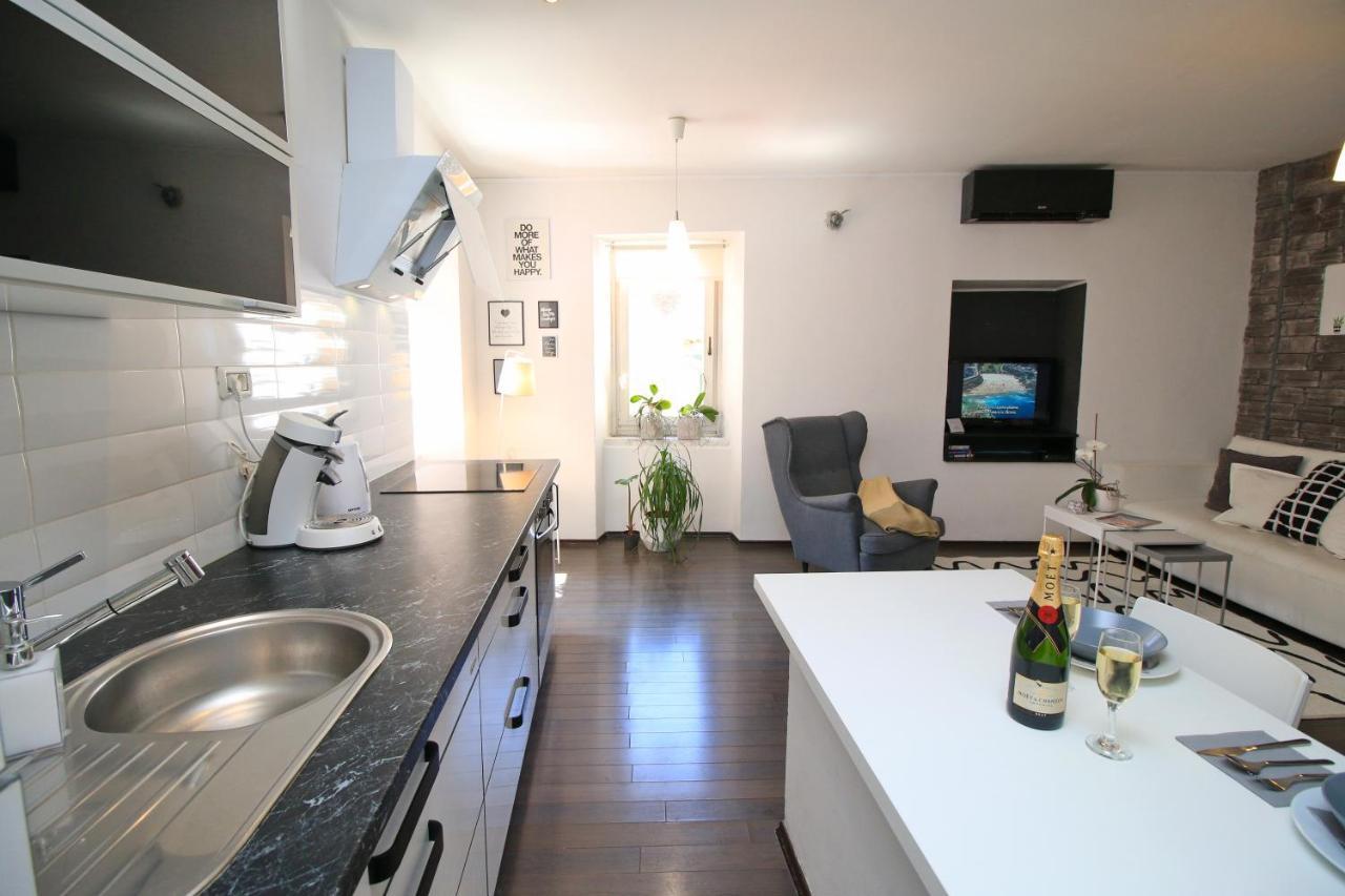 Carrera Corner Apartment Rovinj Buitenkant foto