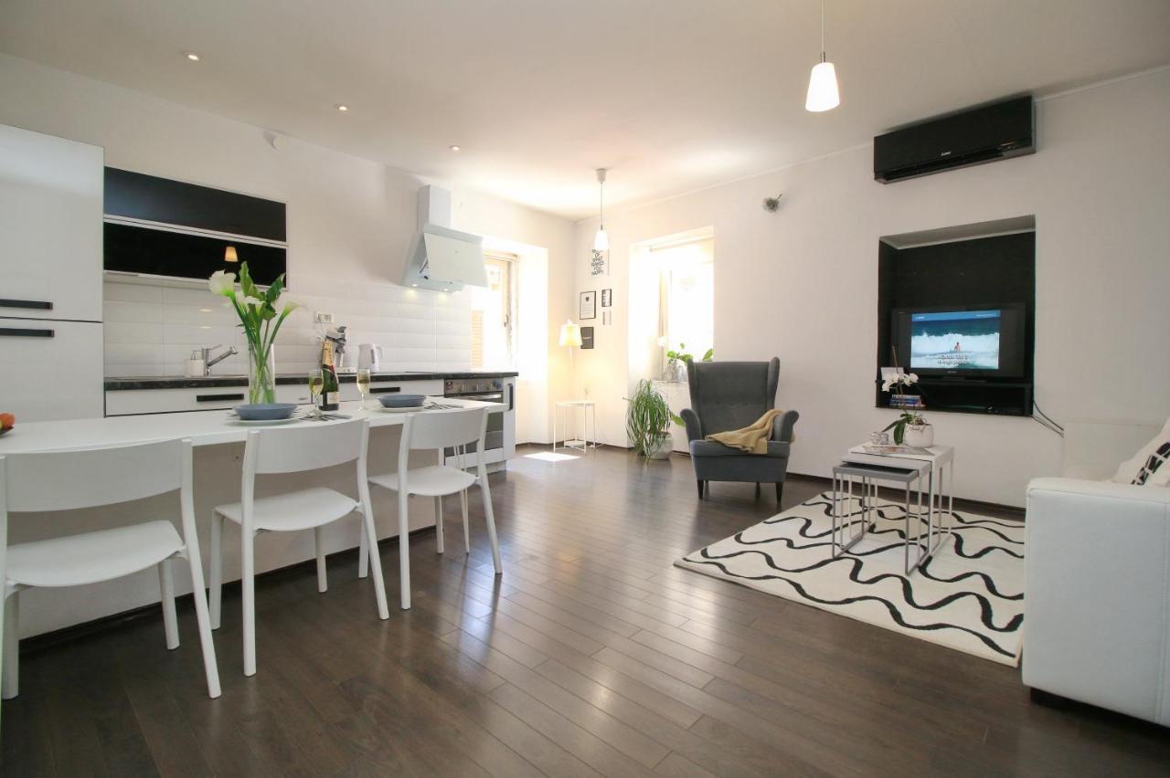 Carrera Corner Apartment Rovinj Buitenkant foto
