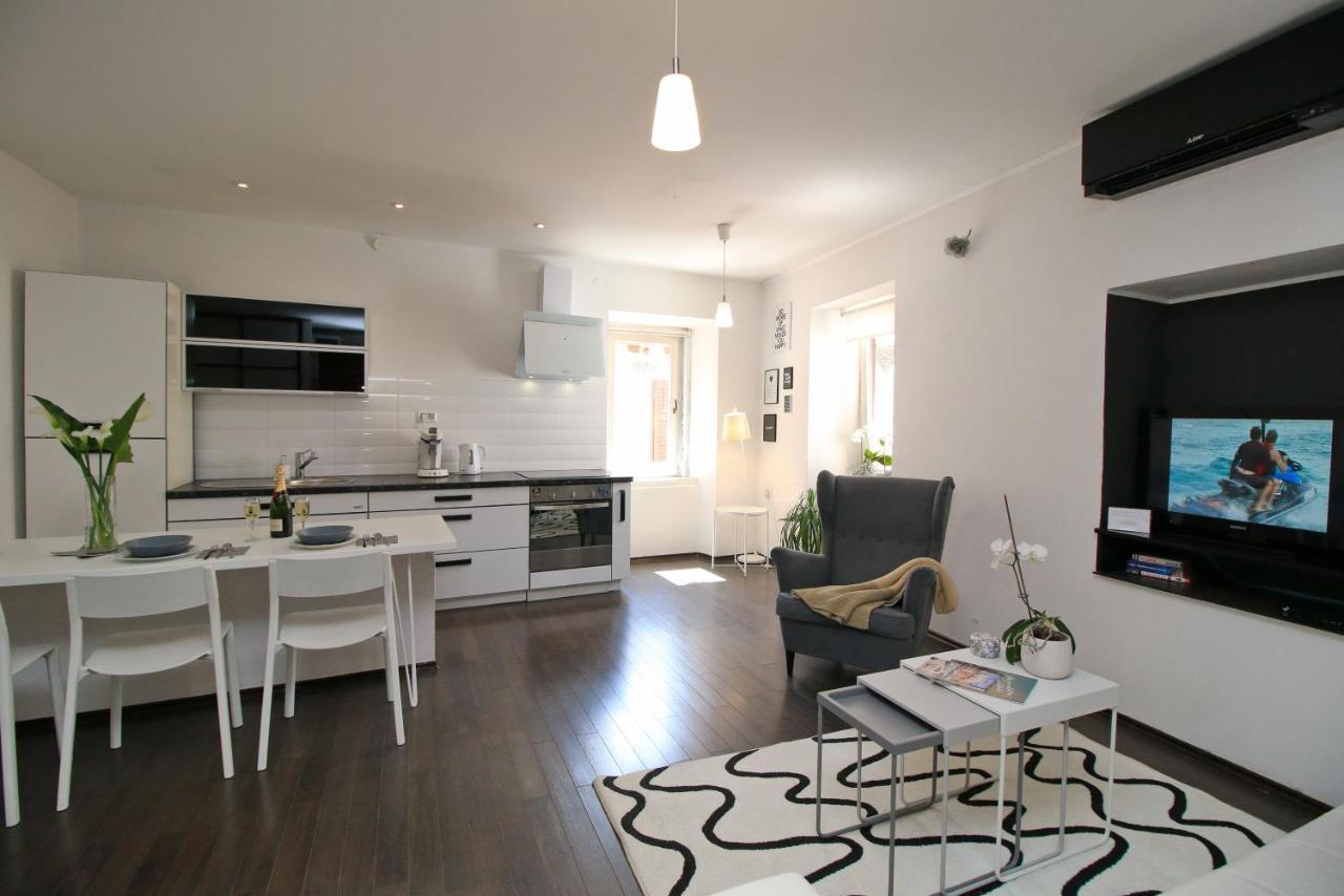 Carrera Corner Apartment Rovinj Buitenkant foto